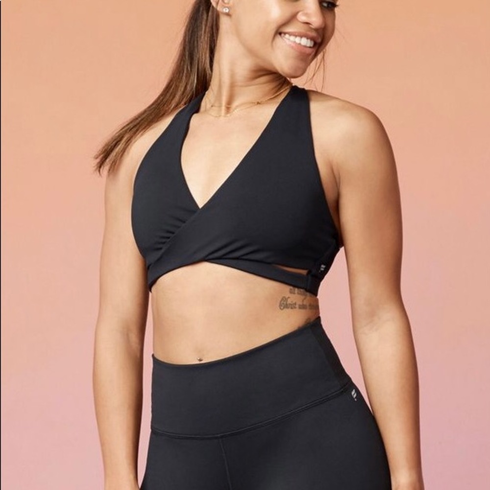 ✨ Tamara Sports Bra